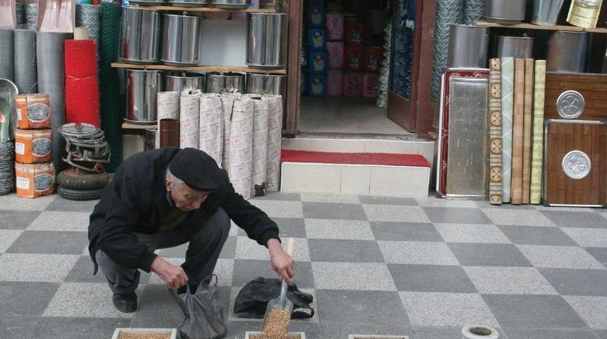 80 Yıllık Esnaftan Duyarlı Davranış