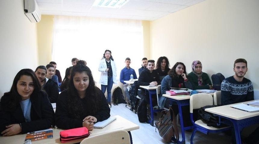 Konyaaltı&rsquo;nda 3 Bin 411 &Ouml;ğrenci Eğitim G&ouml;rd&uuml;