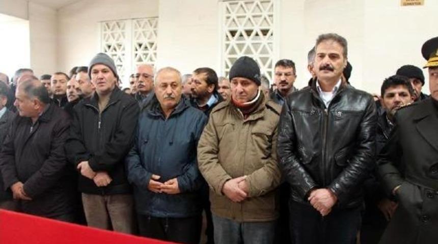 Umut Aslan Son Yolculuğuna Uğurlandı