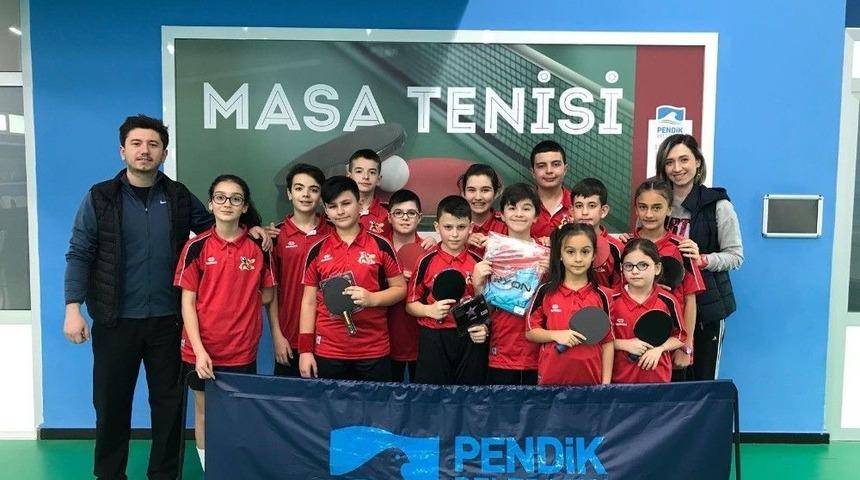 Boz&uuml;y&uuml;k Belediyesi İdman Yurduspor Masa Tenisi Takımından İstanbul &Ccedil;ıkarması