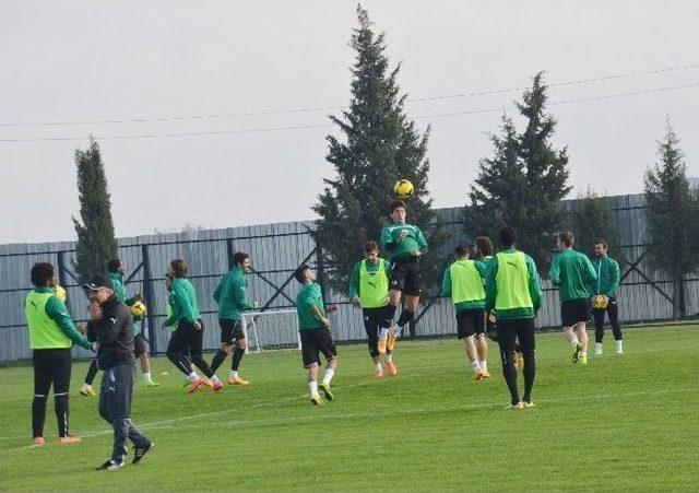 Akhisar’da Tek Hedef 3 Puan