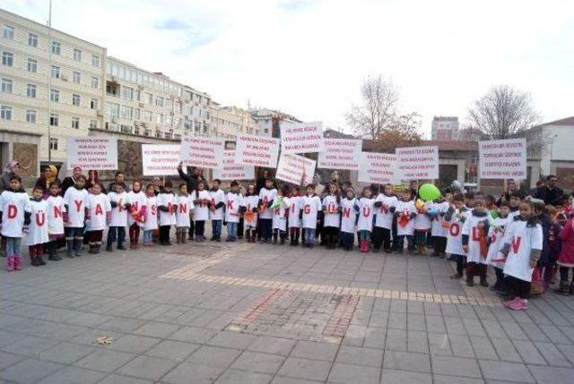 Kayseri’De Teknolojik İnsan Hakları Eylem