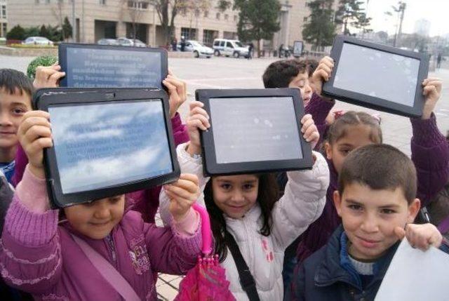 Kayseri’De Teknolojik İnsan Hakları Eylem