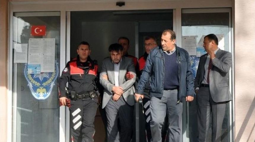 Boşandığı Eşini &Ouml;ld&uuml;ren &Ouml;ğretmen Yakalandı