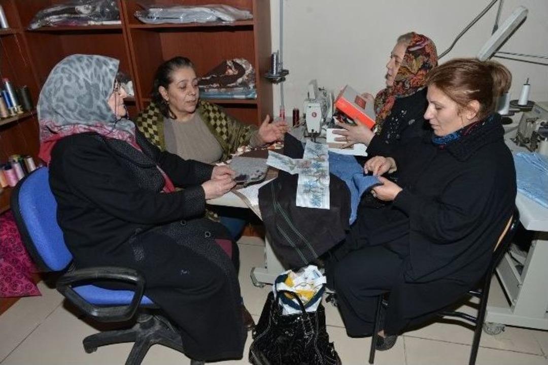 Yakutiye Belediyesi, Meslek Kursları Mutlu Ediyor