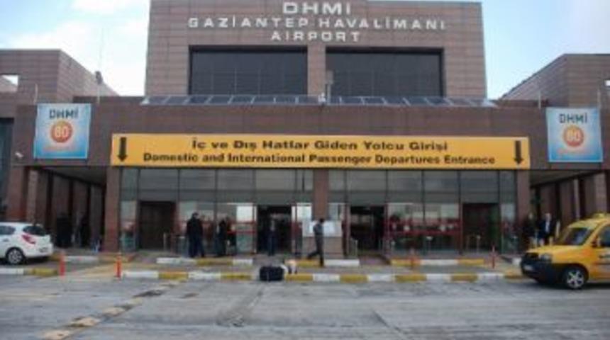 Aniden Bastıran Sis U&ccedil;ak Seferlerini İptal Ettirdi