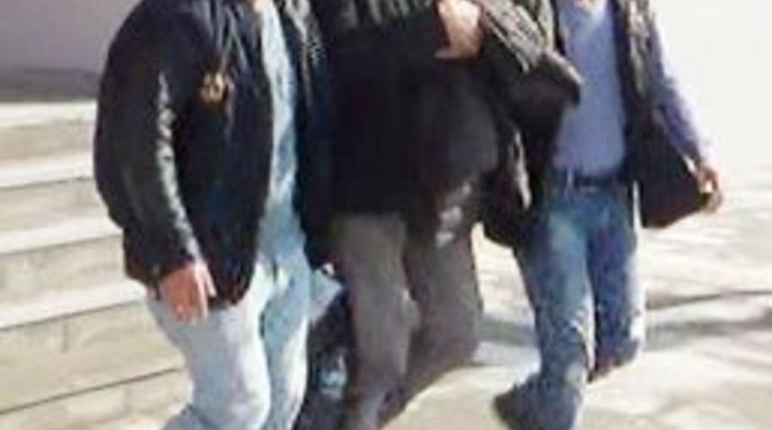 Adana’da Gözaltına Alınan Doktor Ankara’ya Gönderildi