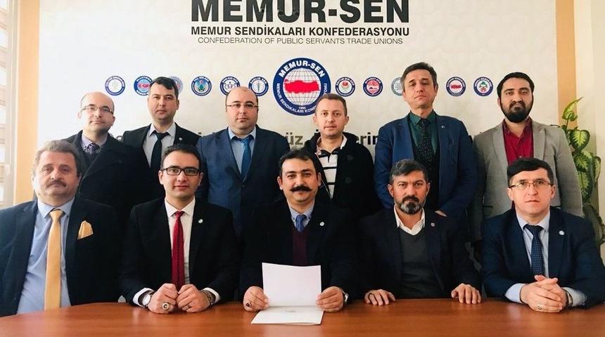 Memur-sen&rsquo;den &lsquo;zeytin Dalı&rsquo; Harekatına Destek
