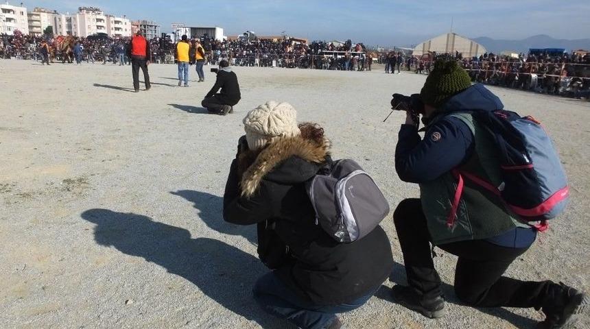 Balıkesirli Amat&ouml;r Fotoğraf&ccedil;ılar G&uuml;reşi G&ouml;r&uuml;nt&uuml;ledi