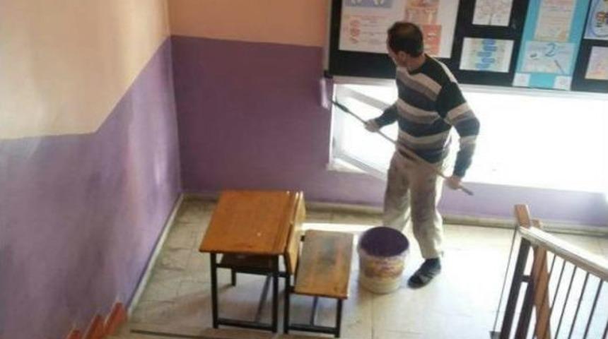 İmece Usul&uuml; İle 9 Yıl Sonra Okulu Boyadılar