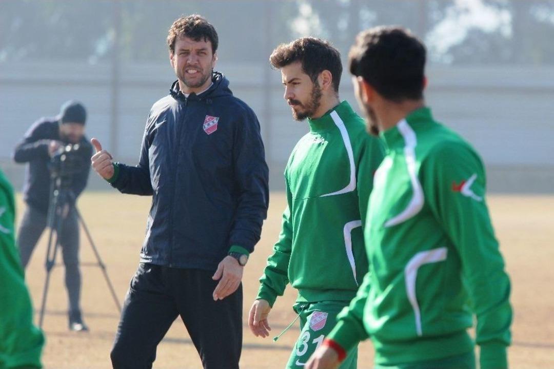Cihat Arslan: &ldquo;gemiyi Karaya Sağ Salim Yanaştırmaya Geldim&rdquo;