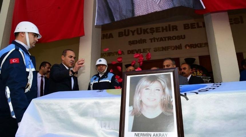 Büyükşehir Belediyesi ‘nermin Ablası’na Veda Etti