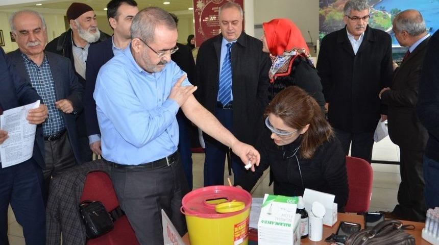 Memur-sen&rsquo;den Mehmet&ccedil;ikler İ&ccedil;in Kan Bağışı