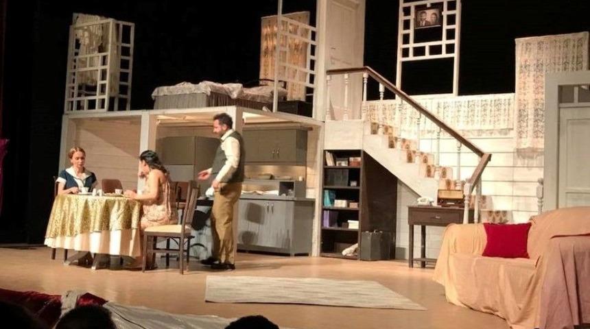 &lsquo;nikah Kağıdı&rsquo; Oyunu Sahnelendi