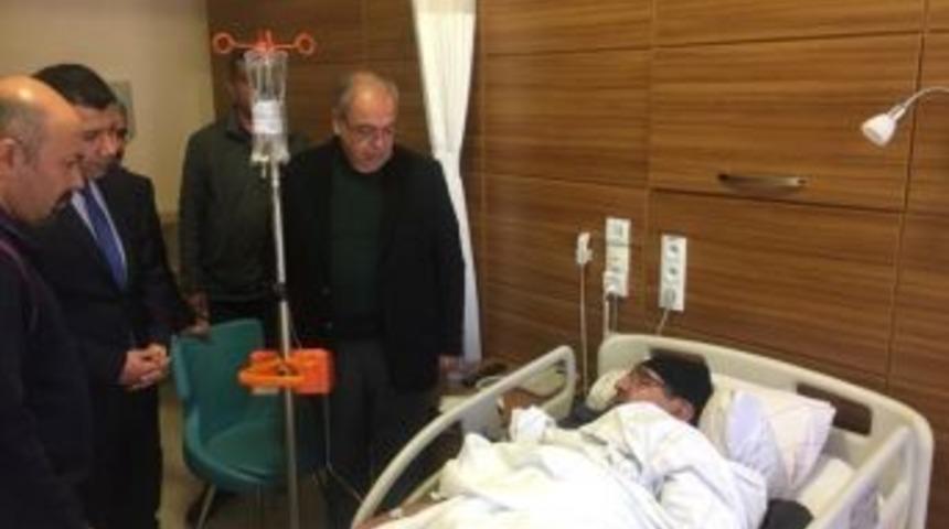 Başkan Kutlu Akıncılar Belediye Başkanı &Ccedil;etinkaya&rsquo;ya Ge&ccedil;miş Olsun Dileklerinde Bulundu