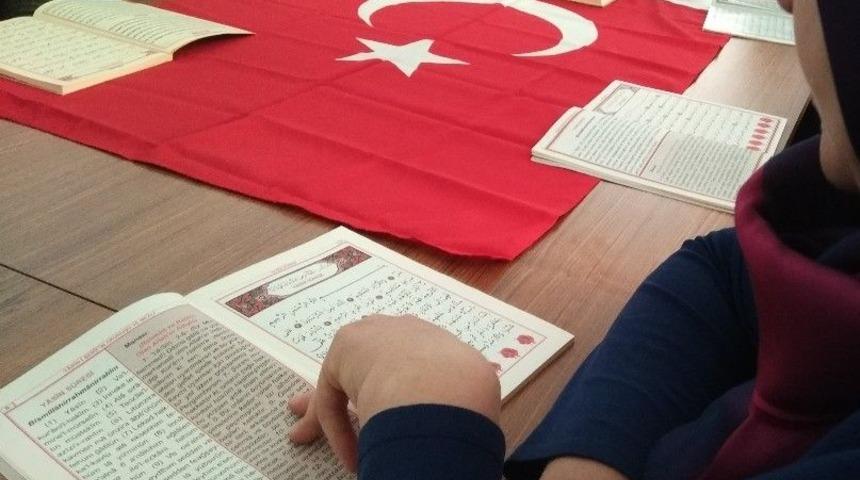 Kadınlardan Afrin&rsquo;deki Mehmet&ccedil;iğe Destek