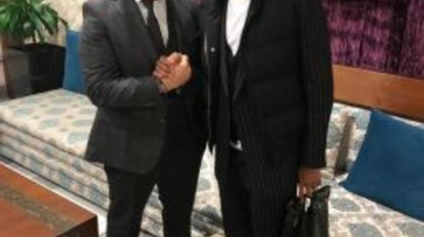 Samuel Eto&rsquo;o Mesajı Verdi: "geliyorum"