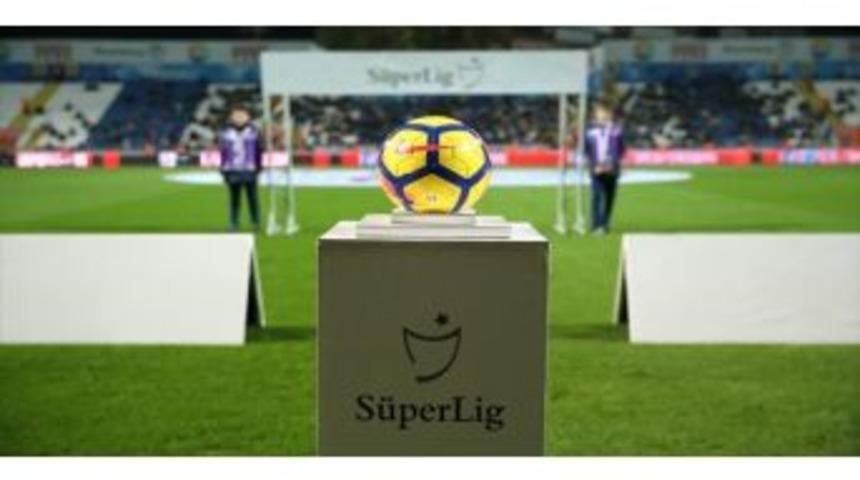 S&uuml;per Lig&rsquo;de 19 Haftada 22 Teknik Adam Değişikliği Yaşandı