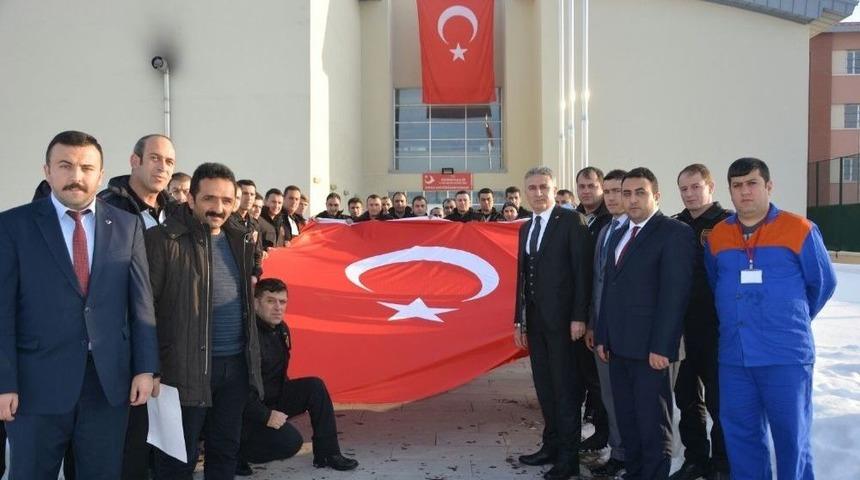 Aşkale&rsquo;den Afrin&rsquo;deki Mehmet&ccedil;iğe Kadayıf Dolması G&ouml;nderdiler