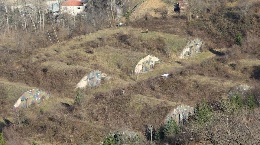 Eski Nato &Uuml;ss&uuml;ndeki Askeri Hangarlar İ&ccedil;in &rsquo;hobbit&rsquo; Evi &Ouml;nerisi