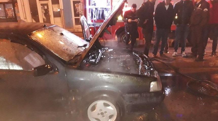 Yeni Aldığı Otomobili Denerken Alev Aldı