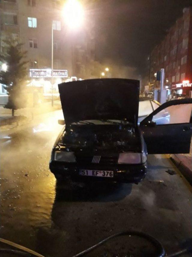 Yeni Aldığı Otomobili Denerken Alev Aldı