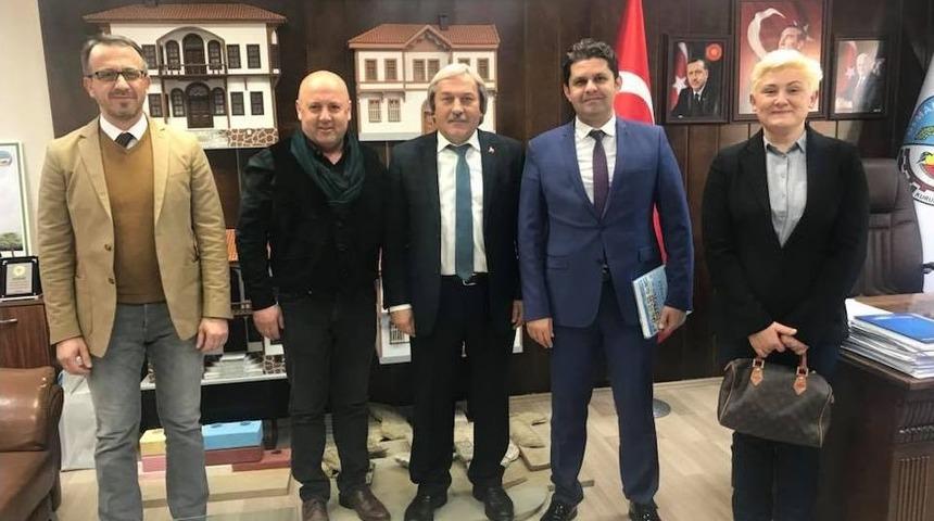 Selahattin &Ccedil;etintaş Devlet Hastanesi&rsquo;ne Atanan Başhekim &Ouml;zyaşar&rsquo;dan Başkan Şahin&rsquo;e Ziyaret