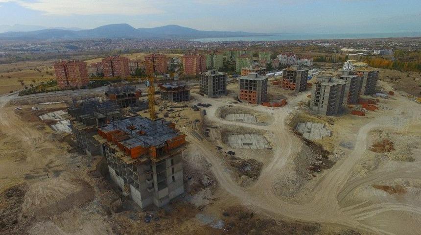 Beyşehir&rsquo;de &Uuml;&ccedil; Yılda 837 Yapıya Ruhsat Verildi