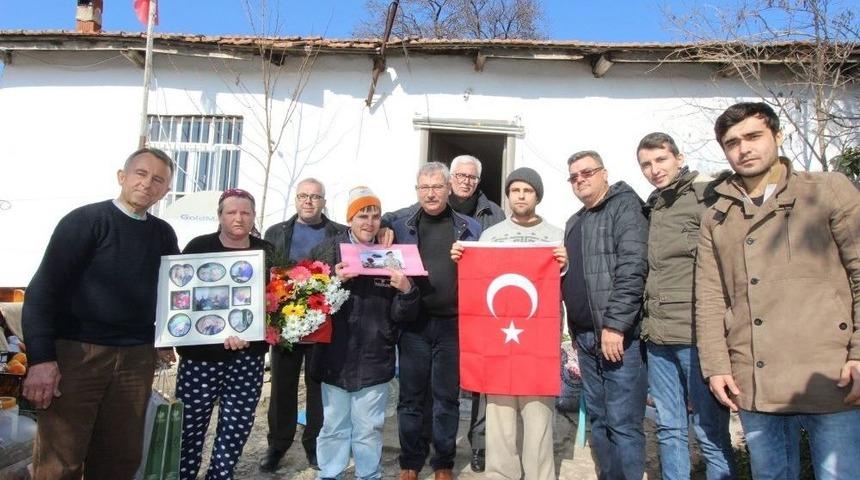 Afrin&rsquo;den G&ouml;nderilen Selamı Başkan Yaralı Ulaştırdı