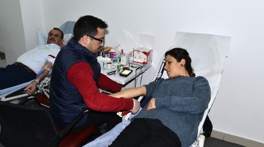 Tepebaşı Personelinden Kan Bağışı