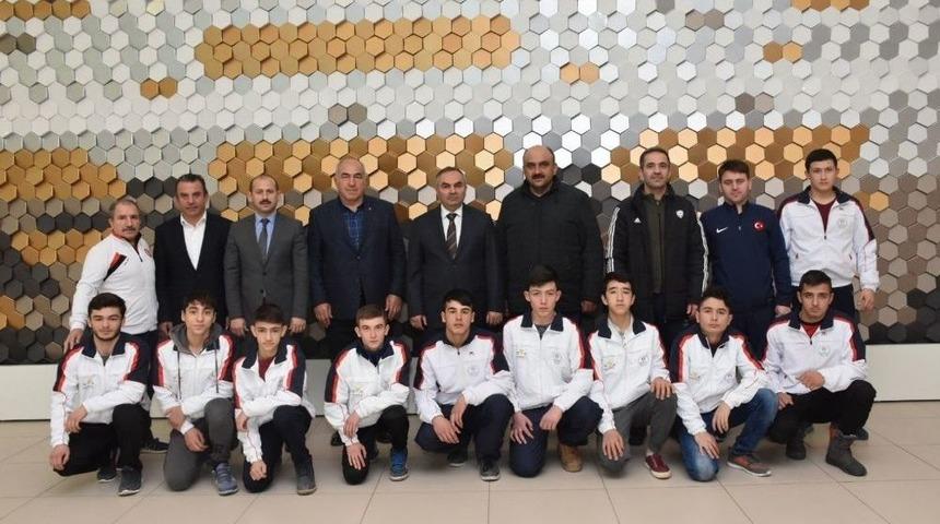 G&uuml;reş&ccedil;iler Bilecik&rsquo;e Gidiyor