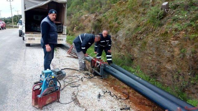 Alanya Çıplaklı’nın İçme Suyu Hattı Yenileniyor