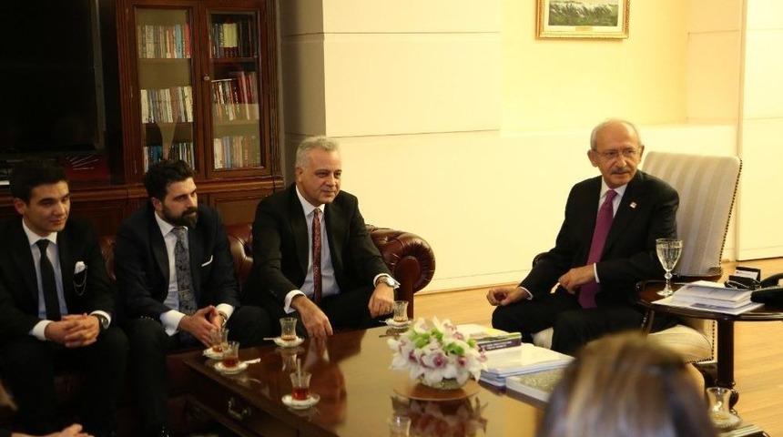 Kılı&ccedil;daroğlu, Hukuk Akademi Derneği Heyetini Kabul Etti