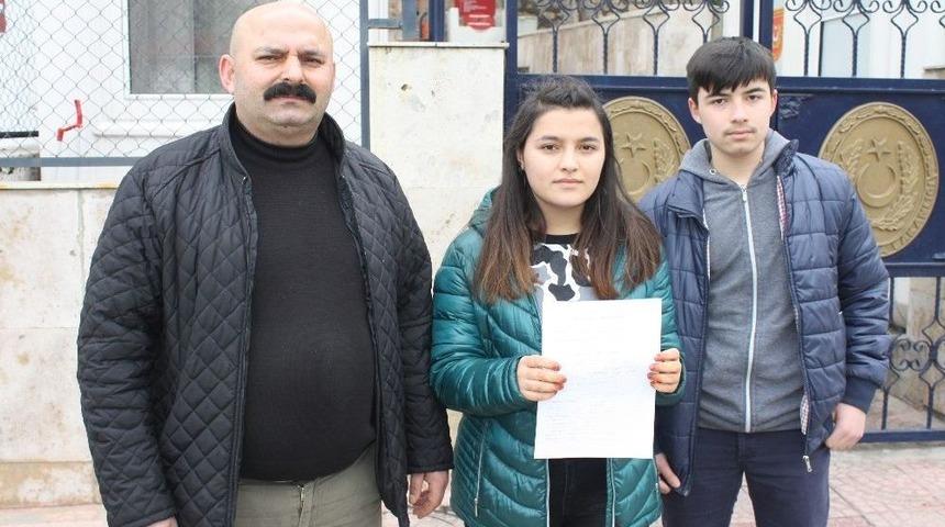 Eline Kına Yakan Gen&ccedil; Kız Afrin İ&ccedil;in G&ouml;n&uuml;ll&uuml; Oldu