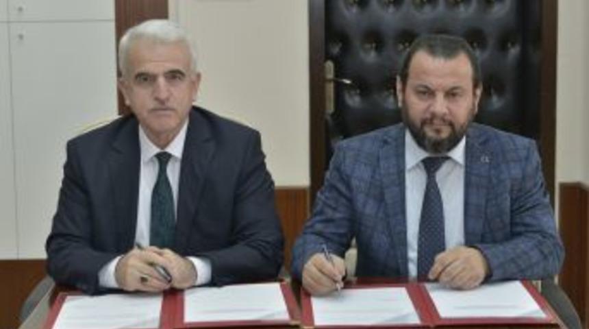 Km&uuml; İle Milli Eğitim M&uuml;d&uuml;rl&uuml;ğ&uuml; Arasında İşbirliği Protokol&uuml;