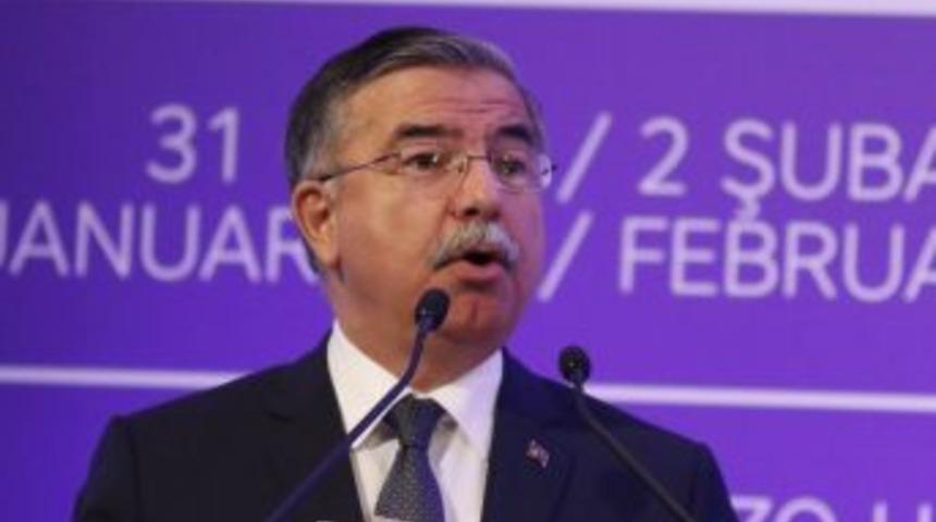 Bakan Yılmaz&rsquo;dan &Ouml;ğretmen Ataması M&uuml;jdesi