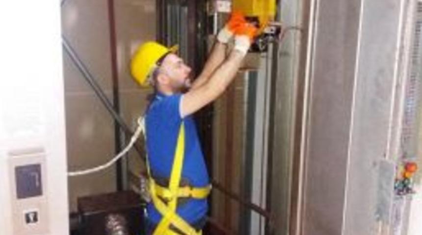 İzmit&rsquo;teki 2 Bin 375 Asans&ouml;r Bakımdan Ge&ccedil;irildi