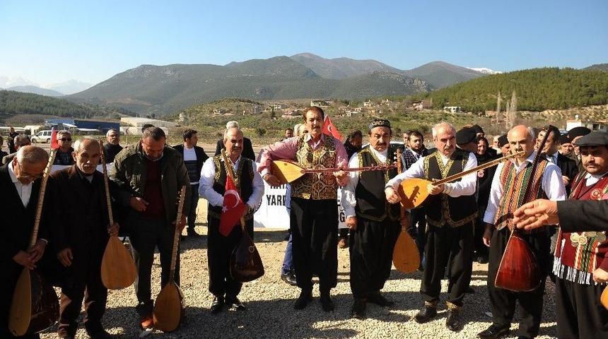 Hatay&rsquo;da Halk Ozanları Ve Gazilerden Mehmet&ccedil;iğe Destek