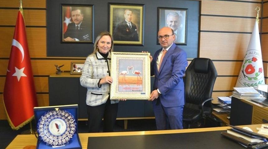 Prof. Alkan&rsquo;dan Oral&rsquo;a Ziyaret