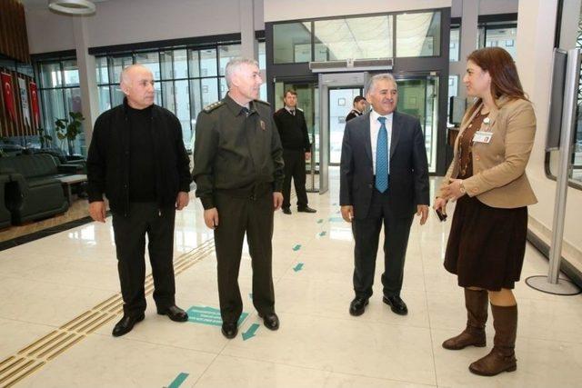 İl Jandarma Komutanı Jandarma Kıdemli Albay Bekmez Başkan Büyükkılıç’ı Ziyaret Etti