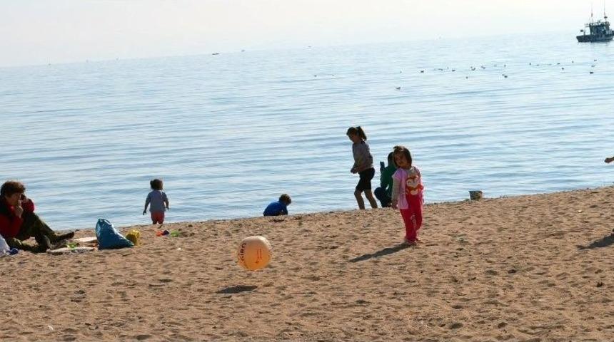 Didimliler Ocak Ayında Baharın Tadını &Ccedil;ıkardı