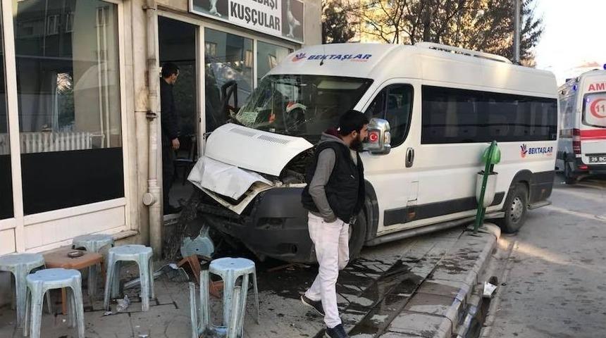 Kahvehaneye Girmek &Uuml;zereyken Durabildi