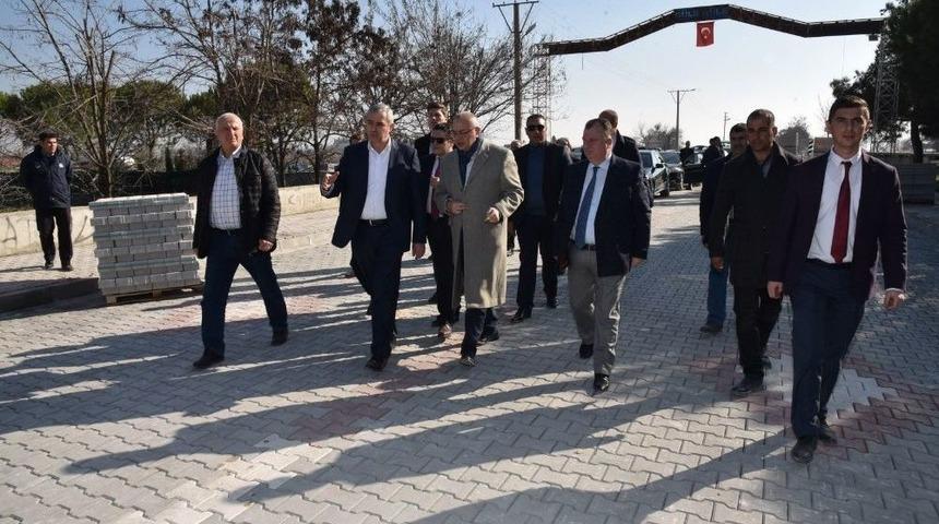 Başkan Erg&uuml;n&rsquo;den Paşak&ouml;y Mahallesi Yatırımlarına İnceleme