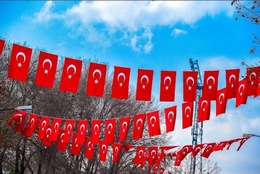 Evkur Yeni Malatyasporlu Futbolculardan Başkan &Ccedil;akır&rsquo;a Bayrak Teşekk&uuml;r&uuml;