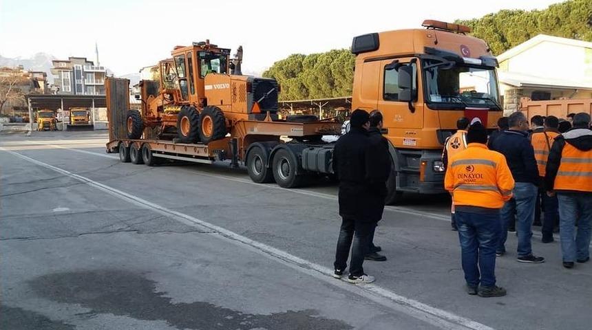 Denizli&rsquo;den Afrin&rsquo;e İş Makinesi G&ouml;nderildi