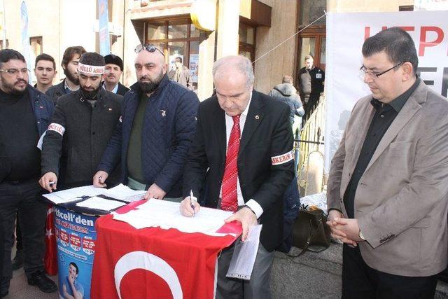 G&ouml;n&uuml;ll&uuml; Asker Olmak İ&ccedil;in İmza Kampanyası Başlattılar 2