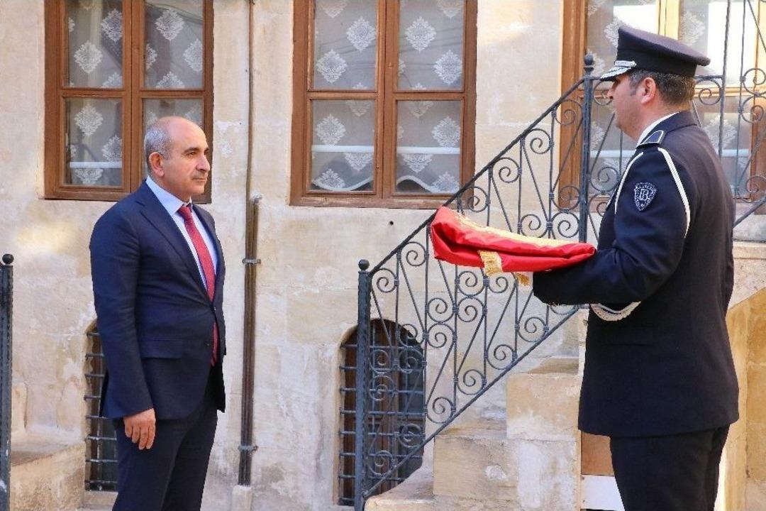 &Ccedil;anakkale&rsquo;de Destan Yazan 57&rsquo;nci Alay&rsquo;ın Sancağı Afrin&rsquo;deki Mehmet&ccedil;iğe Teslim Edildi