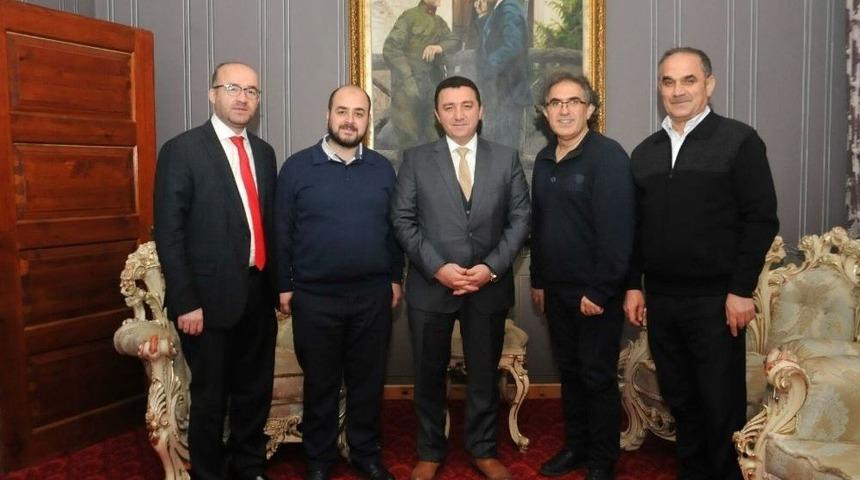 Başkan Bakıcı Konya Sel&ccedil;uk &Uuml;niversitesi Mimarlık Fak&uuml;ltesi &Ouml;ğretim &Uuml;yeleri İle Bir Araya Geldi