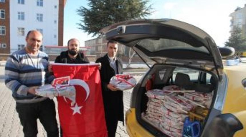 Ahlat&rsquo;tan Afrin&rsquo;deki Askerlere Tatlı