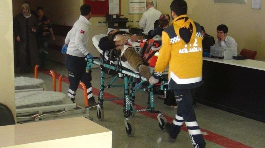 Şanlıurfa&rsquo;da Akrabaların Arsa Kavgasında 5 Kişi Yaralandı